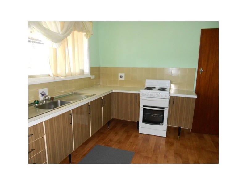 130 Croatia Ave, Edmondson Park NSW 2174