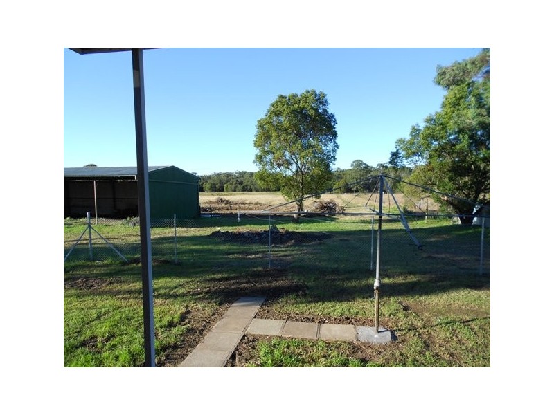 130 Croatia Ave, Edmondson Park NSW 2174