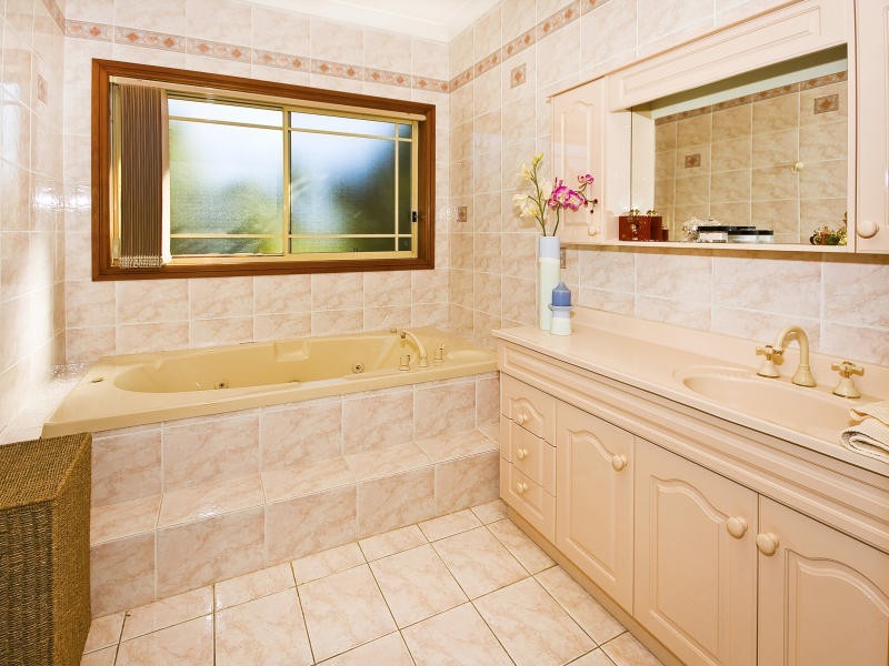 Denham Court NSW 2565