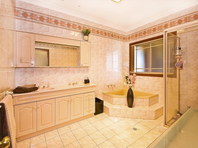 Denham Court NSW 2565