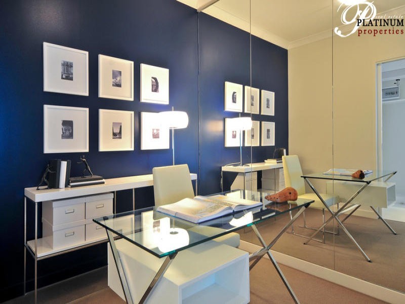 430 Marine Parade, Labrador QLD 4215