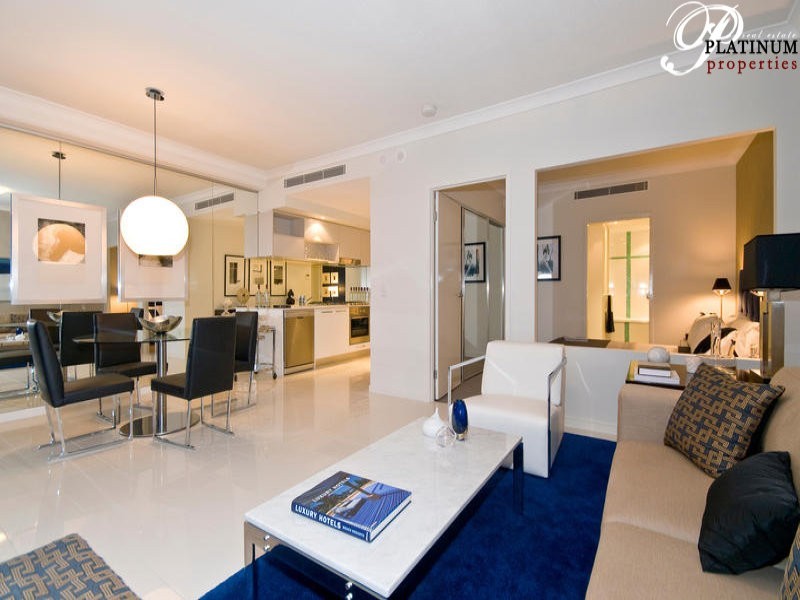 430 Marine Parade, Labrador QLD 4215