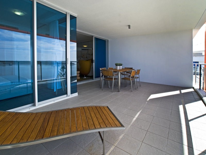 430 Marine Parade, Labrador QLD 4215