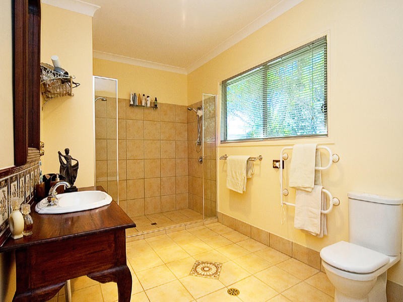 Eagle Heights QLD 4271