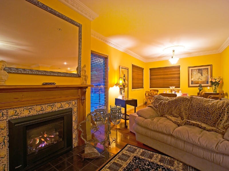 Eagle Heights QLD 4271