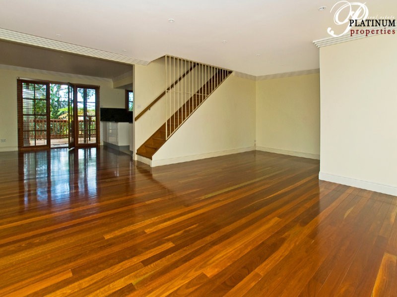 471A Pine Ridge Road, Runaway Bay QLD 4216