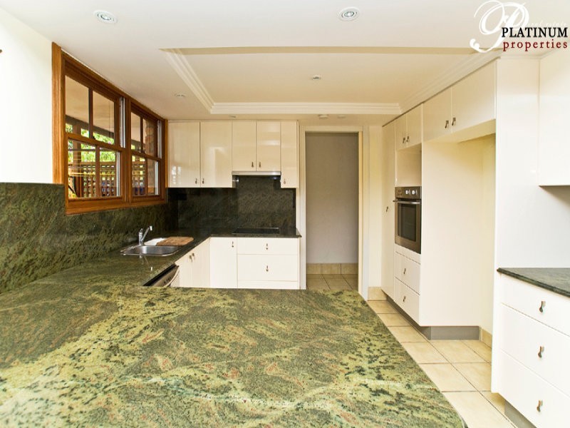 471A Pine Ridge Road, Runaway Bay QLD 4216