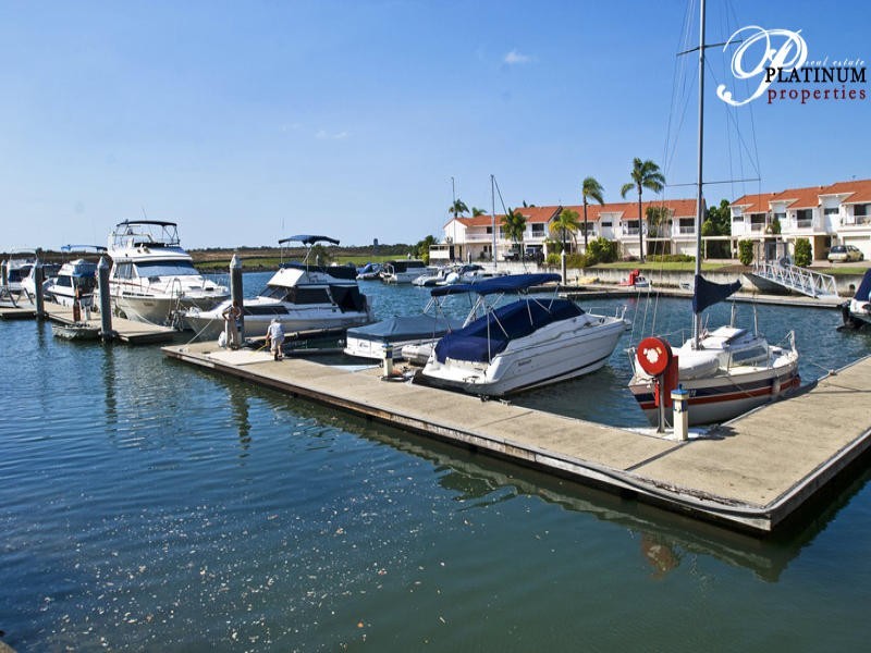 42/81 Boykambil Esplanade, Hope Island QLD 4212
