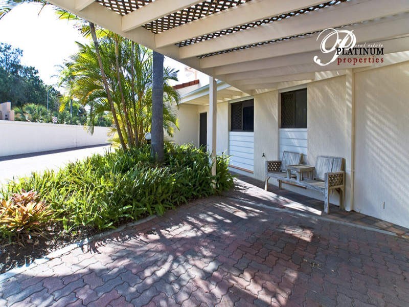 42/81 Boykambil Esplanade, Hope Island QLD 4212