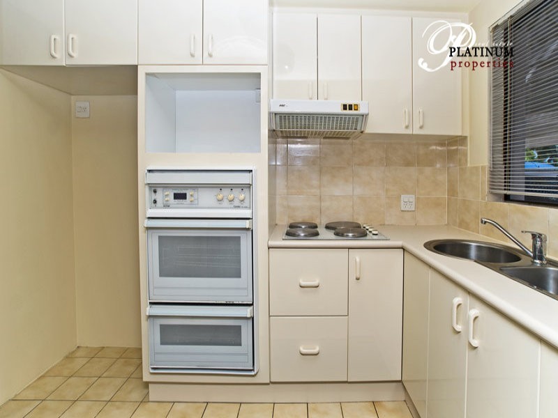 42/81 Boykambil Esplanade, Hope Island QLD 4212