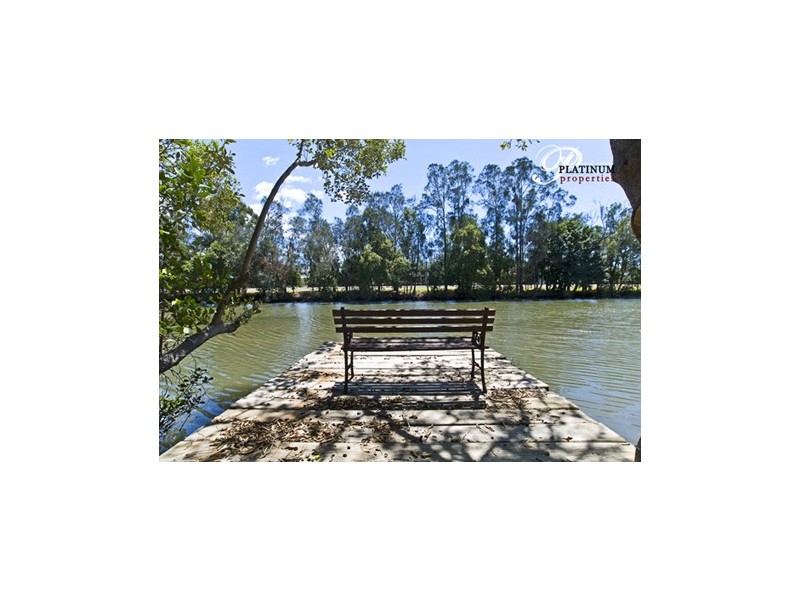 52 River Downs, Helensvale QLD 4212