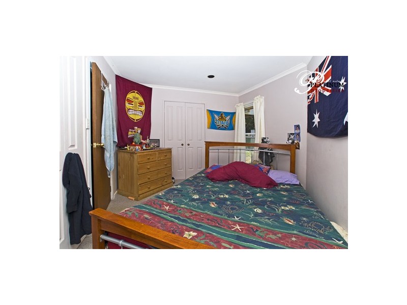 5 Apo Ct, Tamborine Mountain QLD 4272