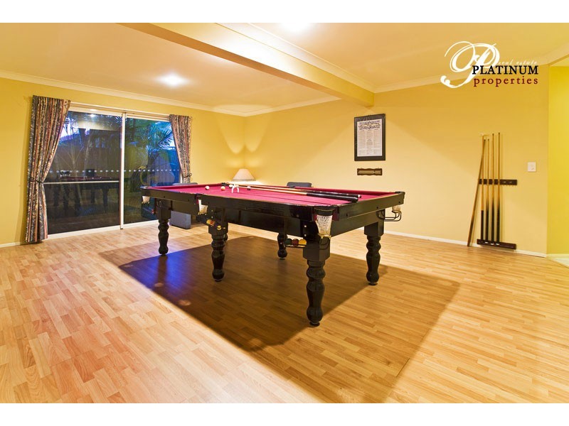 32 Monterey Keys Drive, Helensvale QLD 4212