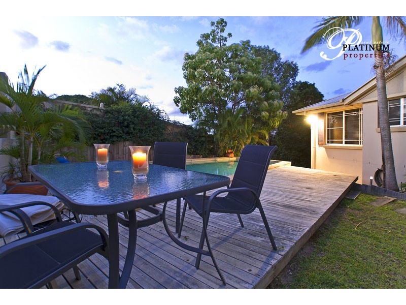 32 Monterey Keys Drive, Helensvale QLD 4212