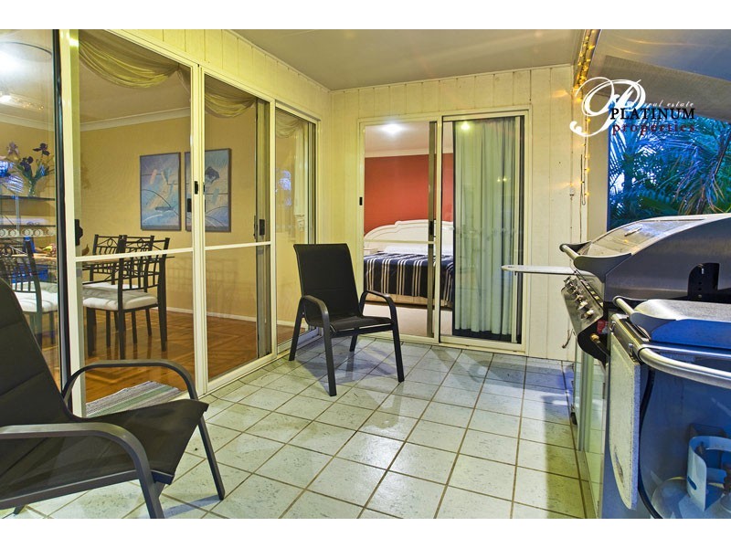 32 Monterey Keys Drive, Helensvale QLD 4212