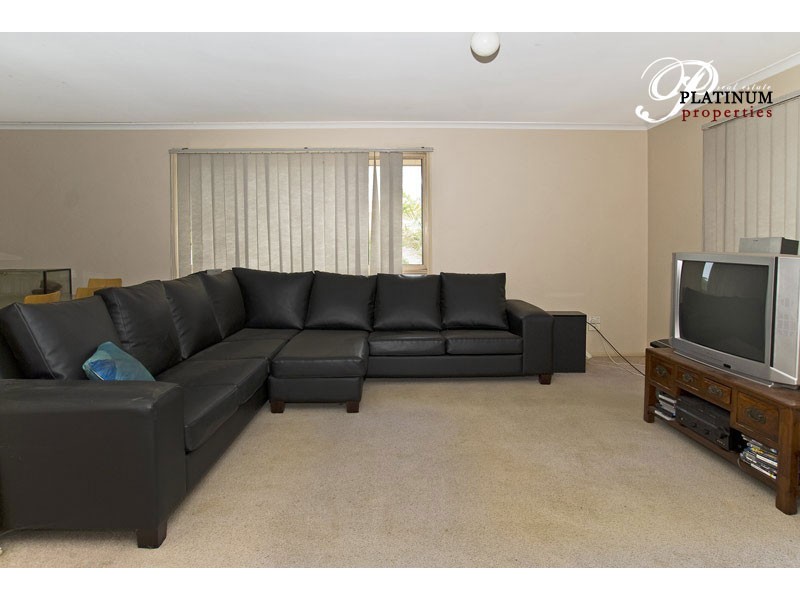 1 Highview Place, Parkwood QLD 4214