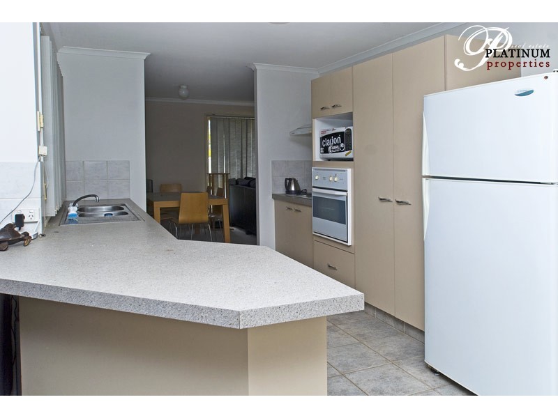 1 Highview Place, Parkwood QLD 4214