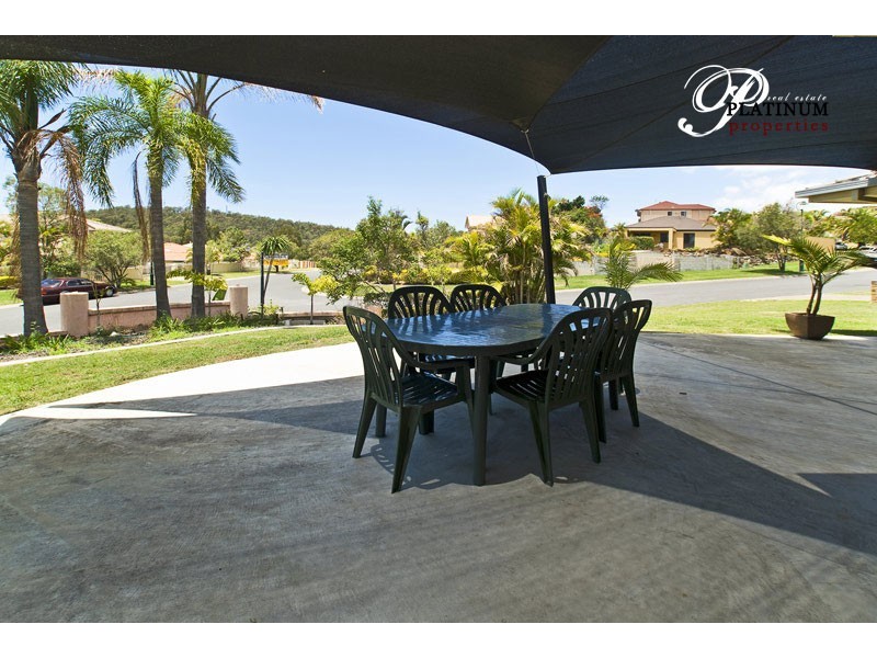 1 Highview Place, Parkwood QLD 4214