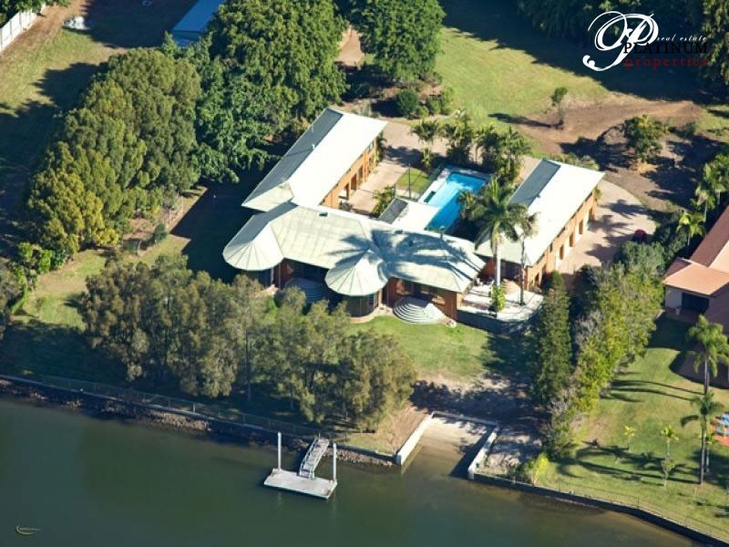 Carrara QLD 4211