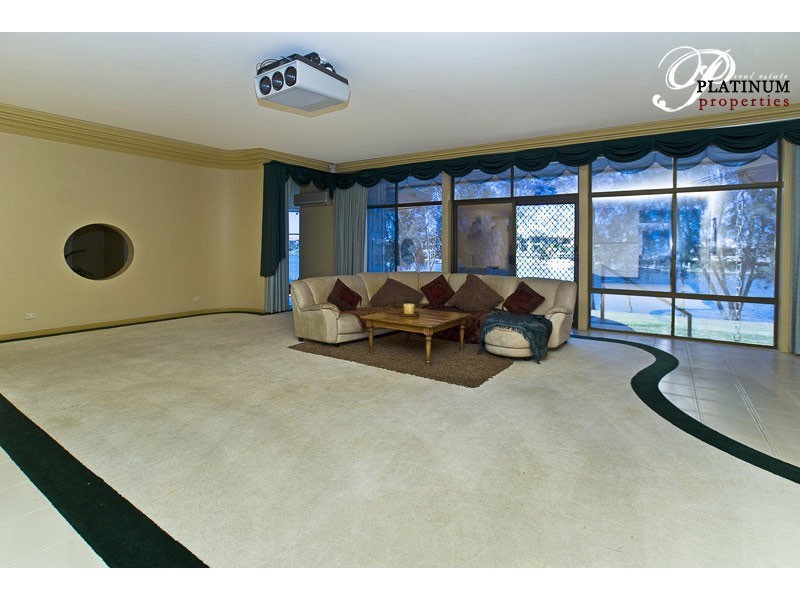 Carrara QLD 4211
