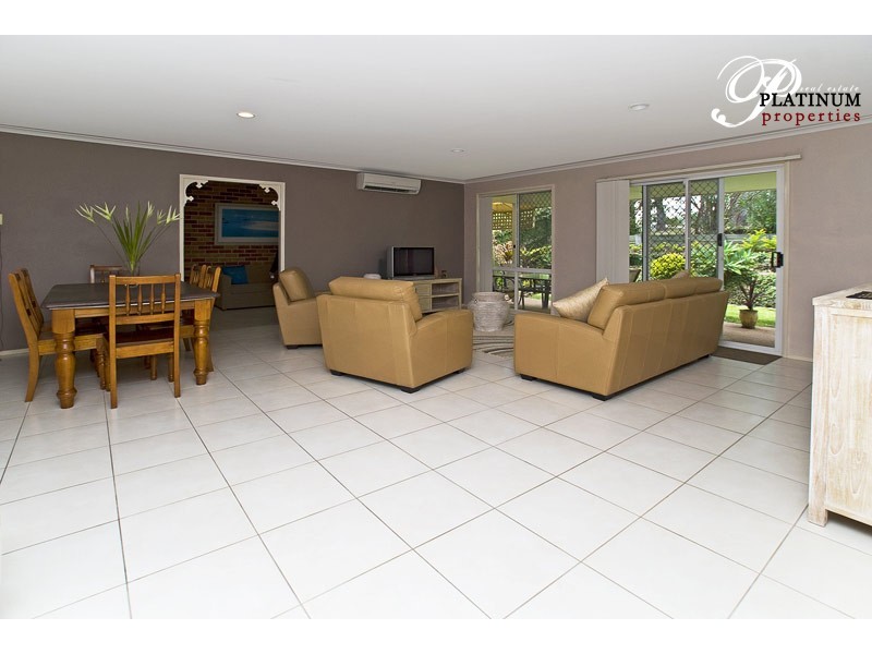 4/27 Rain Tree Glen, Runaway Bay QLD 4216
