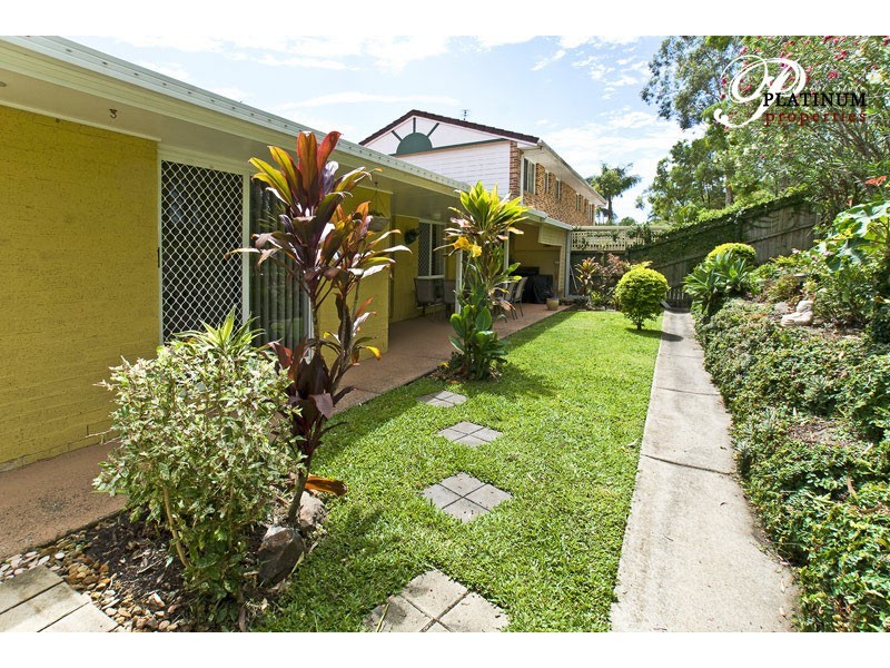 4/27 Rain Tree Glen, Runaway Bay QLD 4216