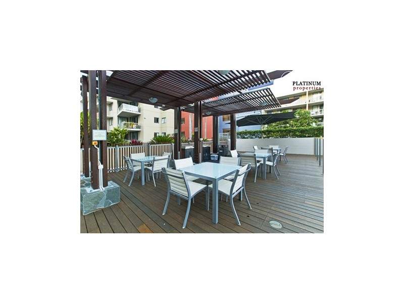 2028/1 Ocean Street, Burleigh Heads QLD 4220