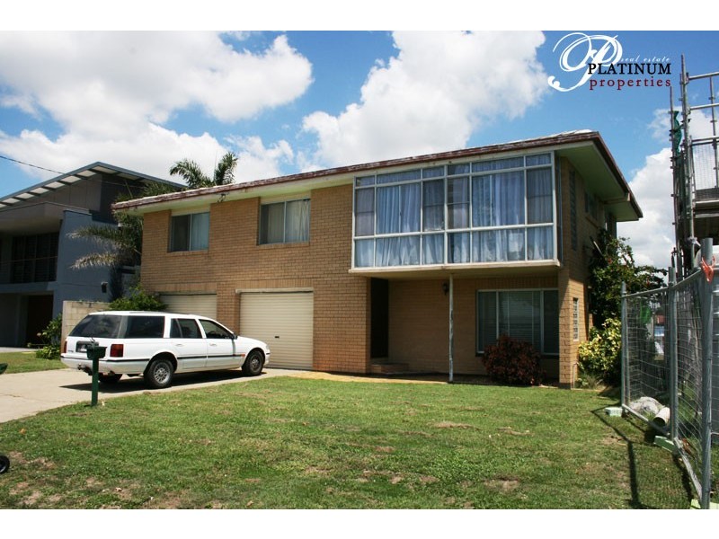 6 Anglers Esplanade, Runaway Bay QLD 4216