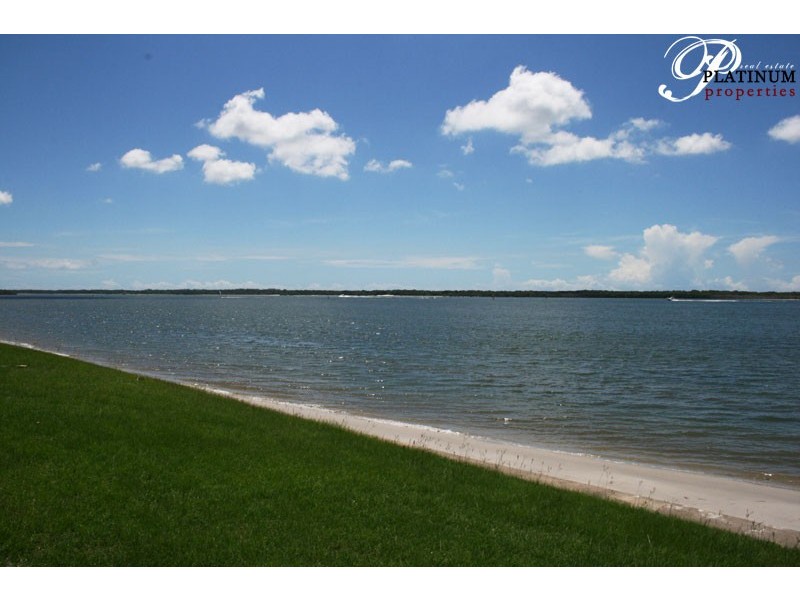 6 Anglers Esplanade, Runaway Bay QLD 4216