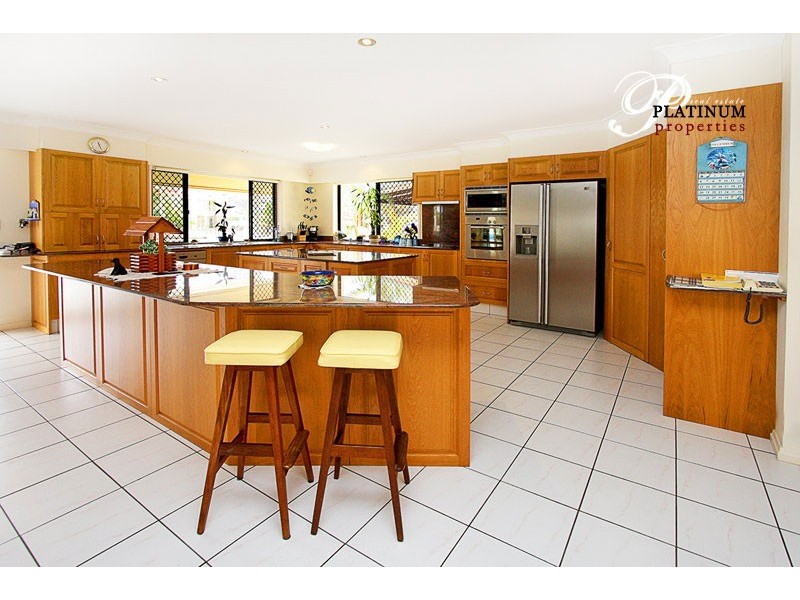 23 Norseman Court, Paradise Waters QLD 4217