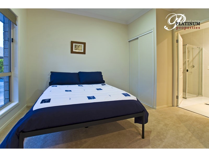 36 High Ridge Road, Gaven QLD 4211