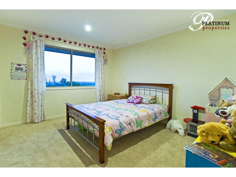 36 High Ridge Road, Gaven QLD 4211