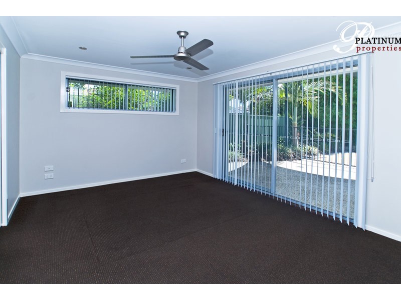 12 Russell Ct, Miami QLD 4220