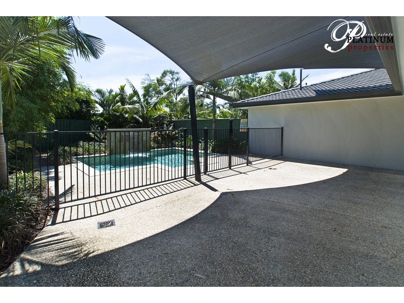 12 Russell Ct, Miami QLD 4220