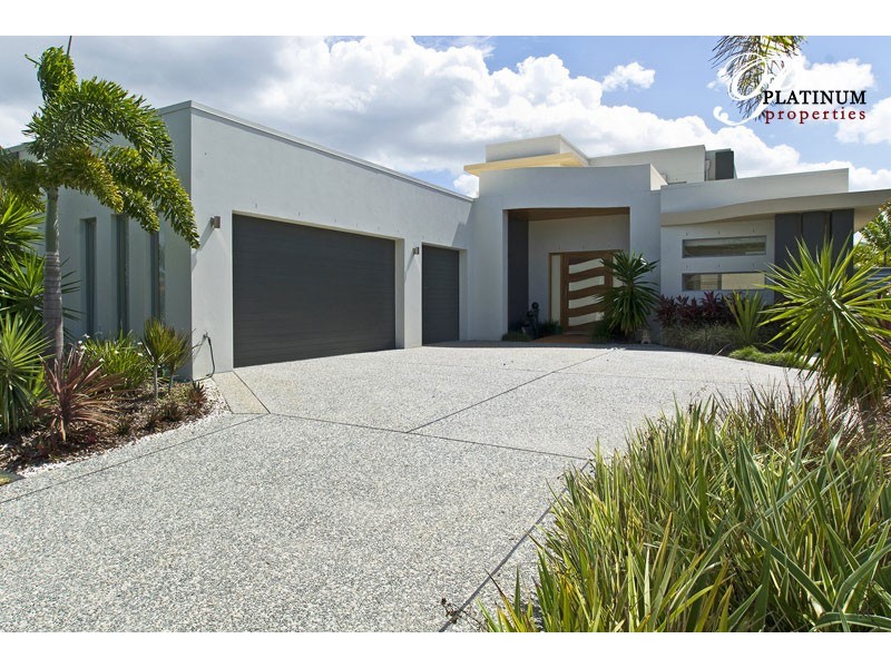 Hope Island QLD 4212