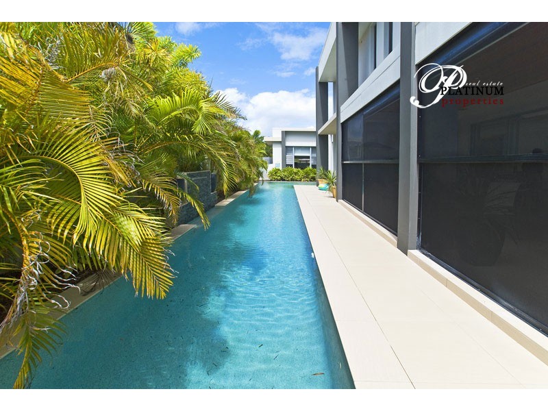 Hope Island QLD 4212