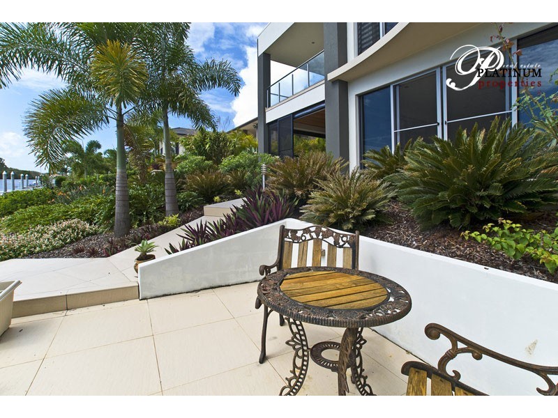 Hope Island QLD 4212