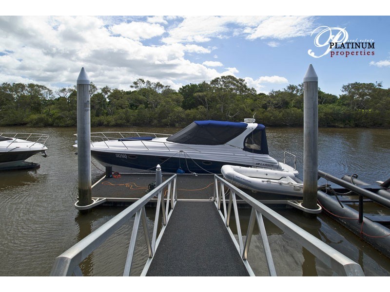 Hope Island QLD 4212