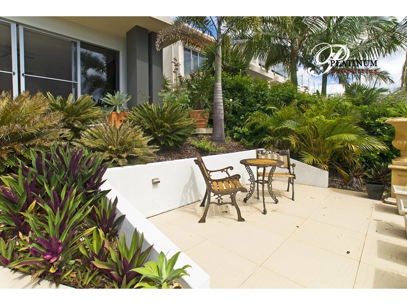 Hope Island QLD 4212