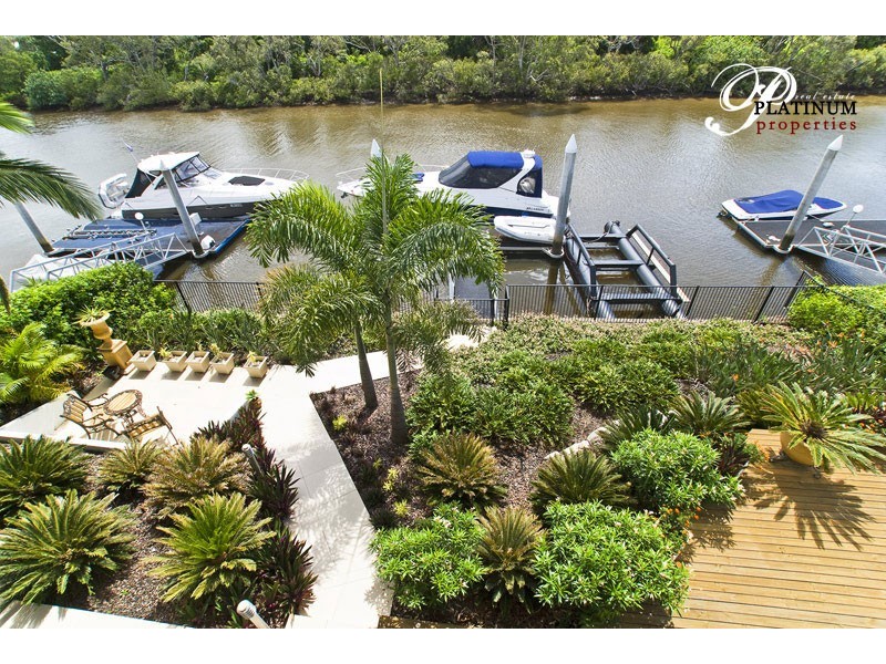 Hope Island QLD 4212