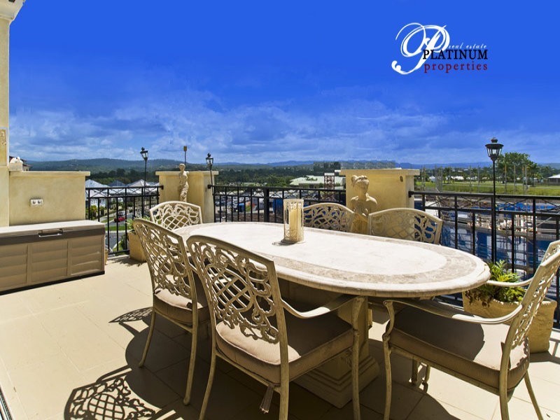 3202/3030 The Boulevard, Carrara QLD 4211