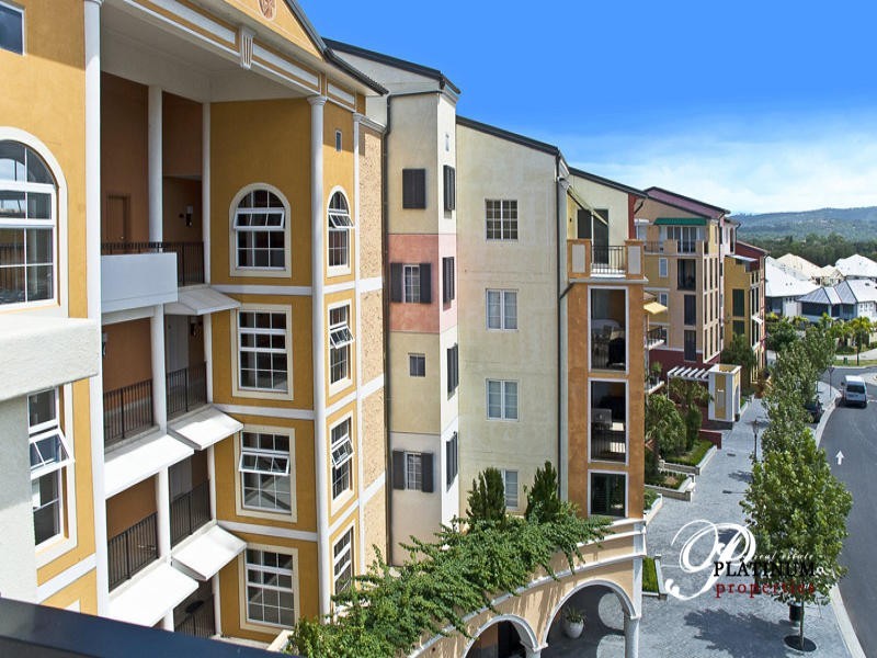 3202/3030 The Boulevard, Carrara QLD 4211