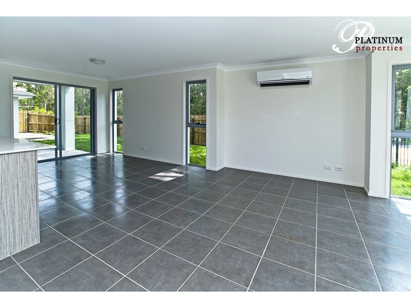 1/115 Christopher St, Pimpama QLD 4209