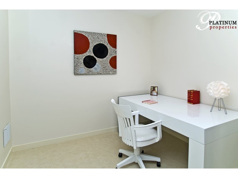 1 Town Centre Residential, Carrara QLD 4211