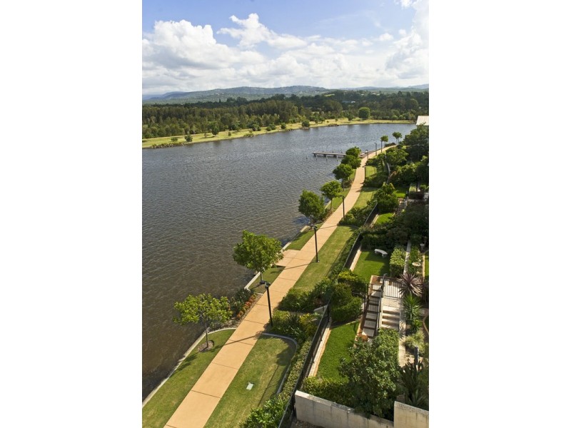 1 Town Centre Residential, Carrara QLD 4211