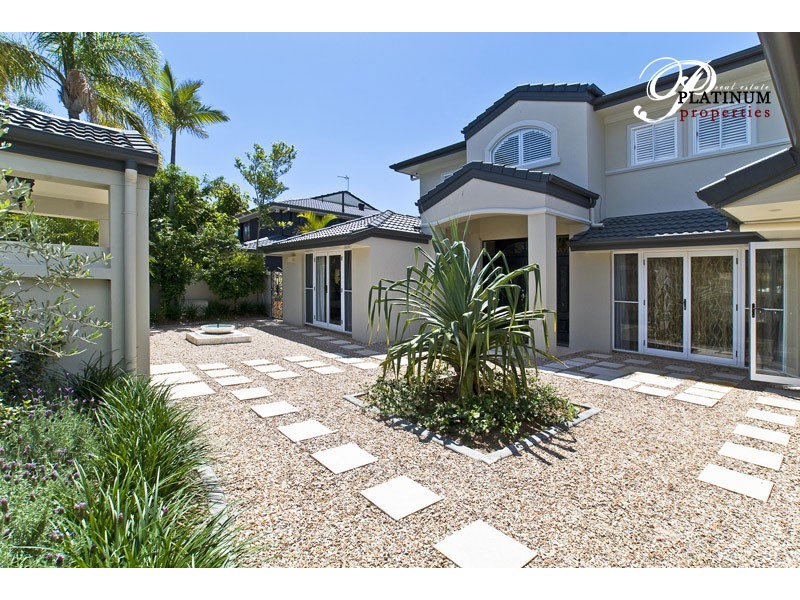 Paradise Waters QLD 4217