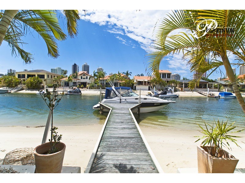 Paradise Waters QLD 4217