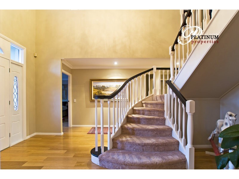 Paradise Waters QLD 4217