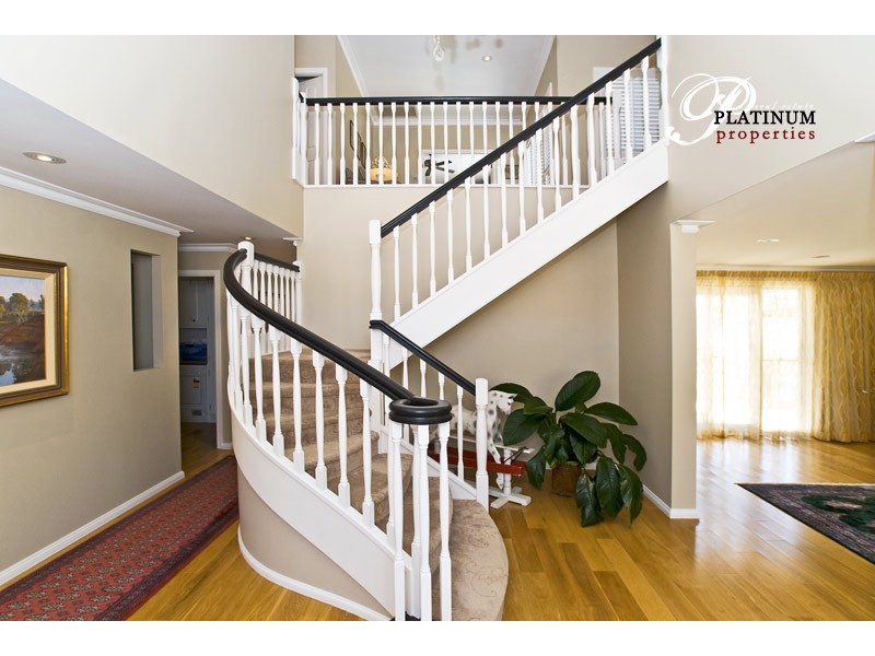 Paradise Waters QLD 4217