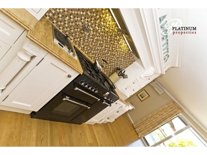 Paradise Waters QLD 4217